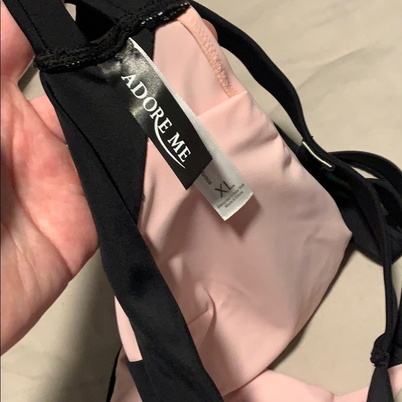 Bikini - Picture 5 of 7